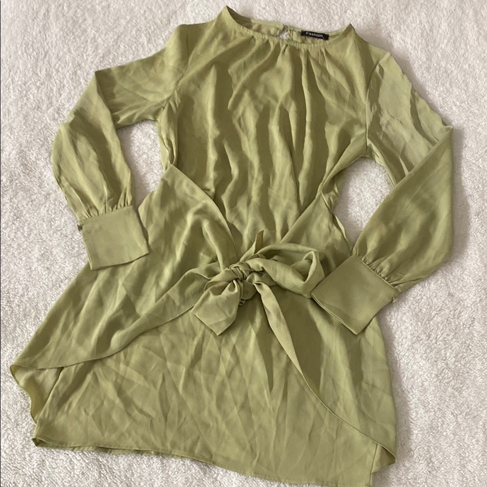 Chic Olive Green Long Sleeve Dress